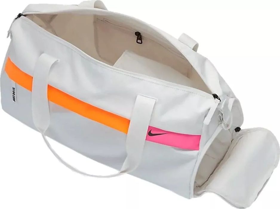 Спортен сак NIKE / Оригинален / Нов / Black friday -50% /