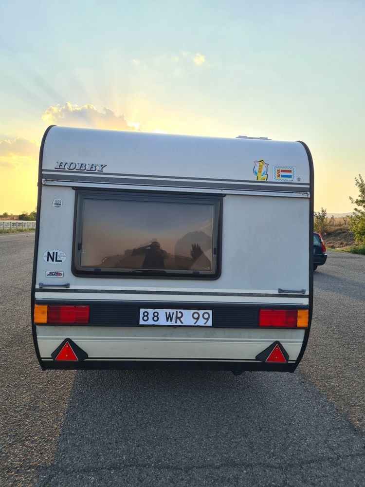 Продава се каравана HOBYY DELUXE 420