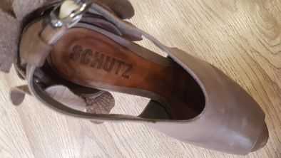 Schutz обувки на висок ток