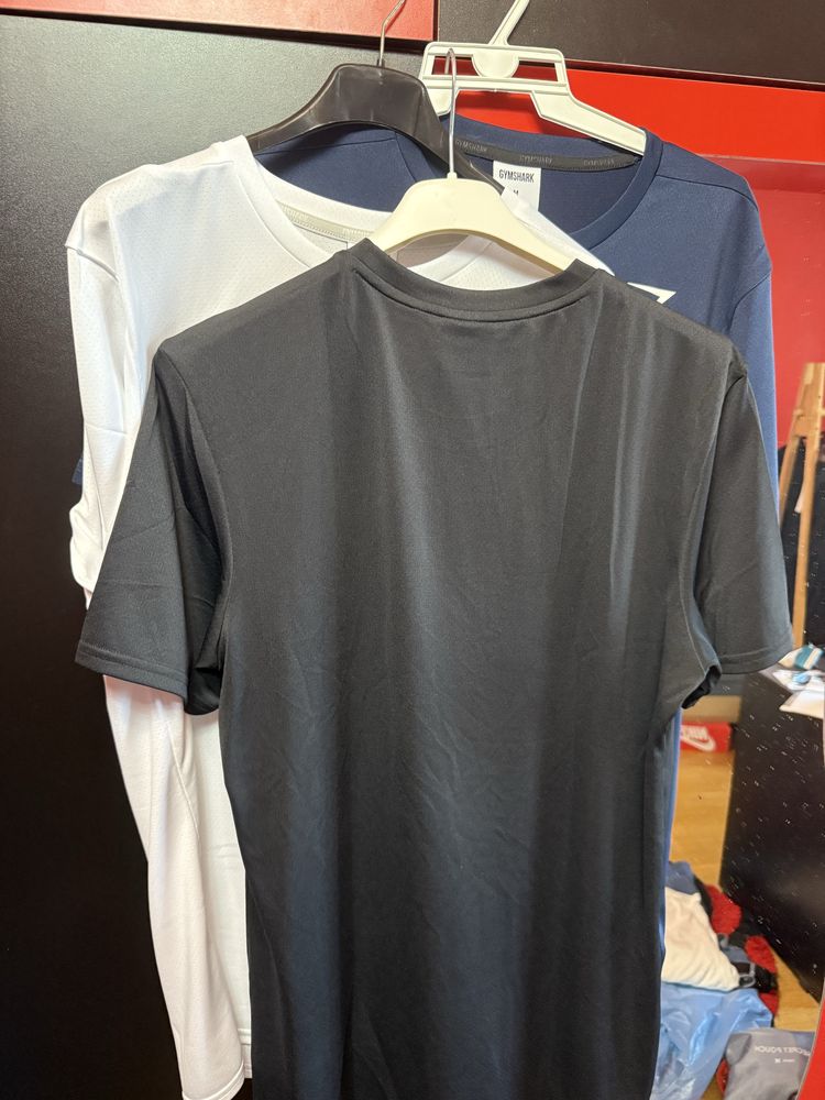 Tricouri sala GymShark