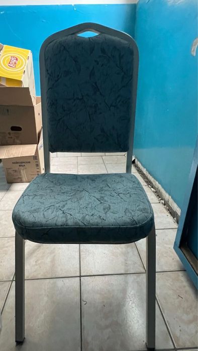 Стульчик 2 шт за 10000 хорошем состоянии