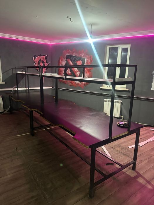 Стол компьютерный