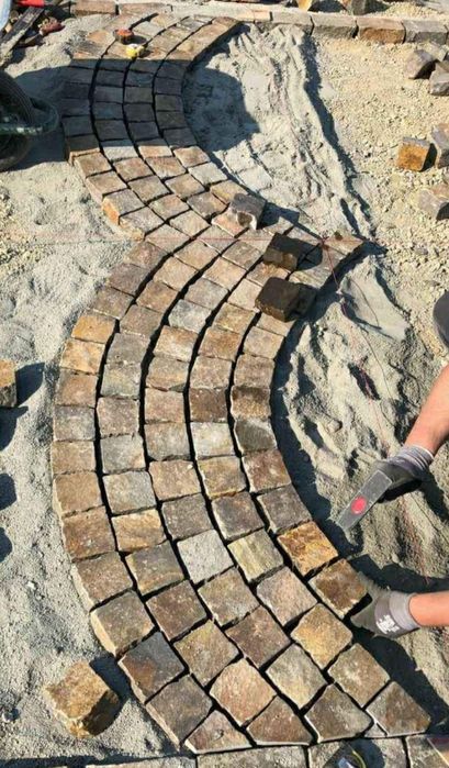 Piatra cubica, râu grecia etc. Piatra naturala transport asigurat