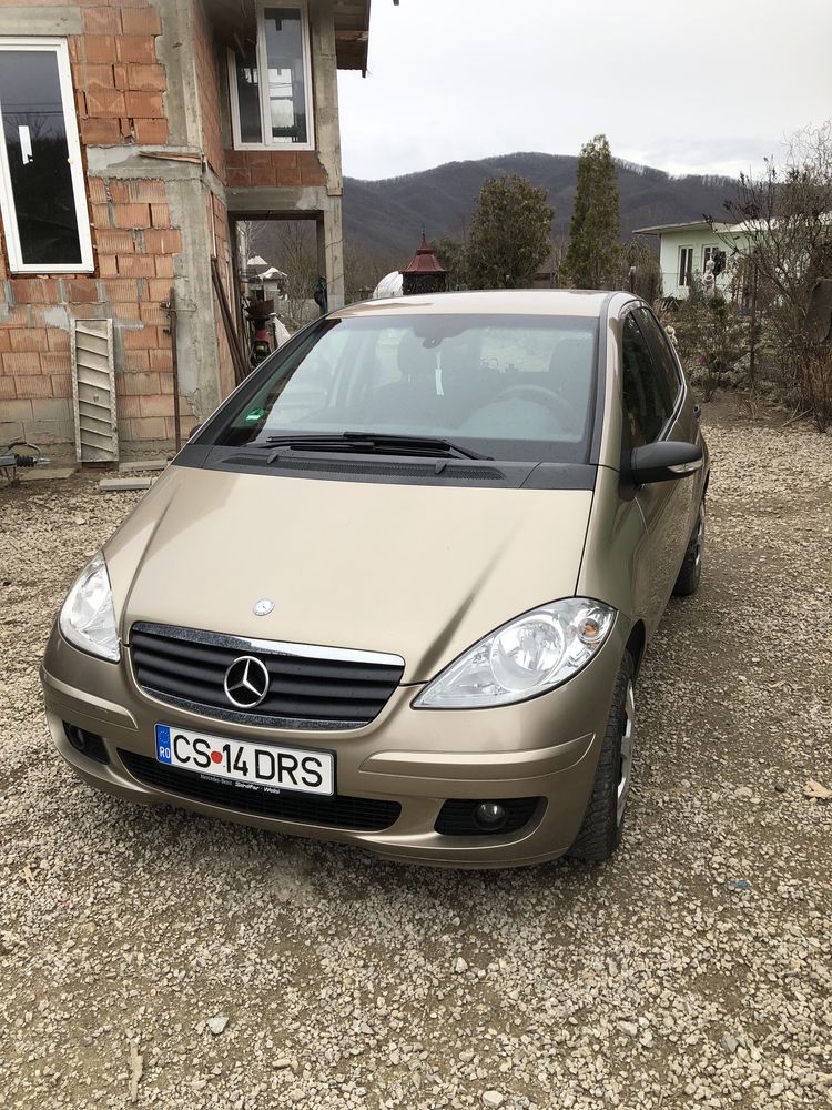 Mercedes-Benz A Class 160 Auriu/Gold