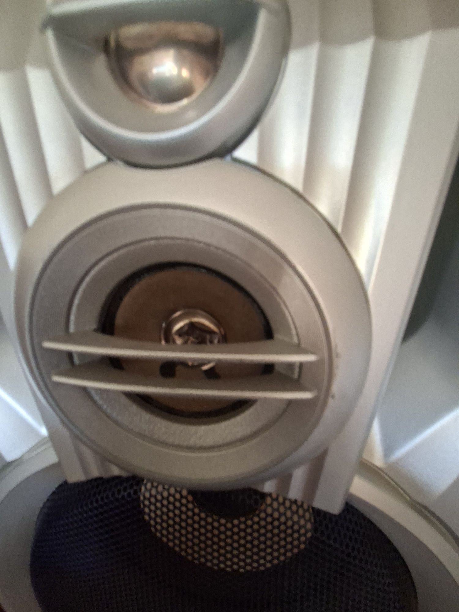 Тонколони от система Kenwood