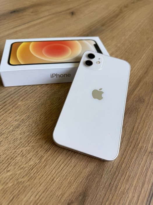 iPhone 12 Като нов