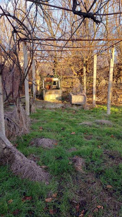 Продавам къща в с.Главан област Стара Загора, община Гълъбово.