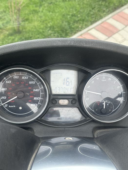 Piaggio mp3 LT 400 cm cat B