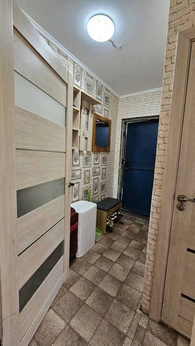 Продам комнатную квартиру на Аблакетке