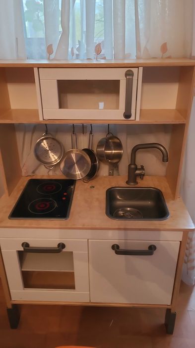 Bucutarie Ikea copii impecabila