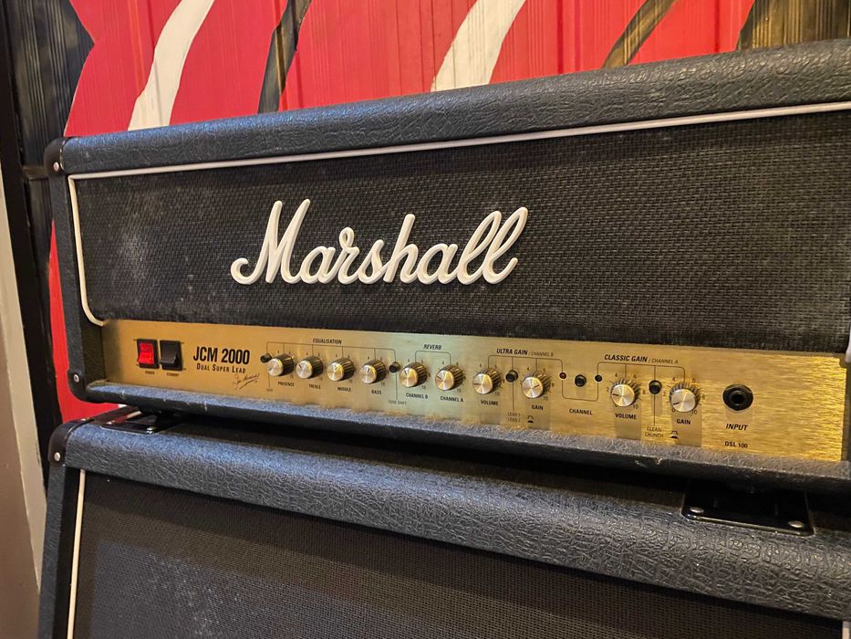 Продавам лапмова глава Маршал Jcm 2000 и кабинет Маршал JCM 900 1960