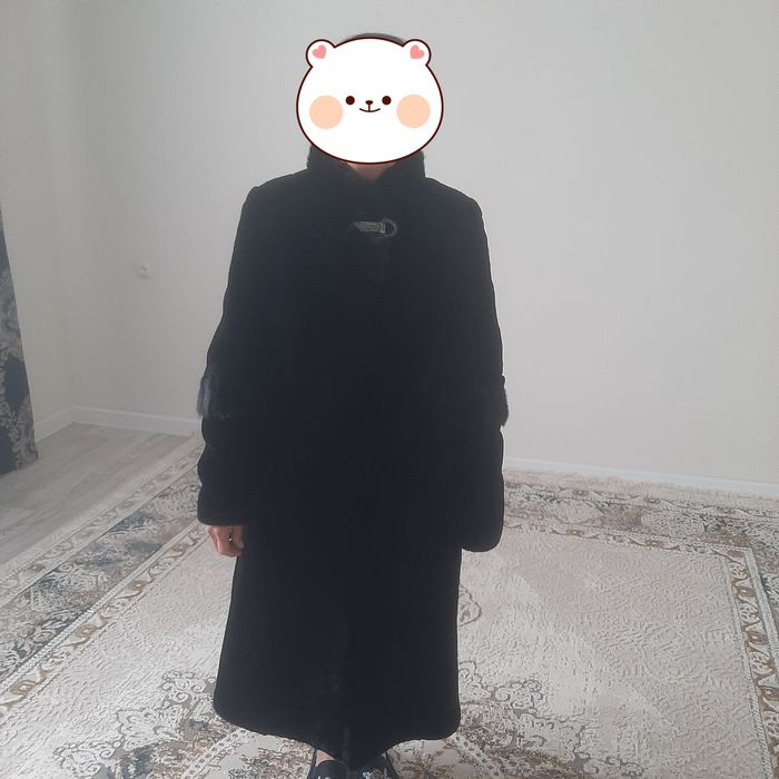 Продам новую шубу мутон