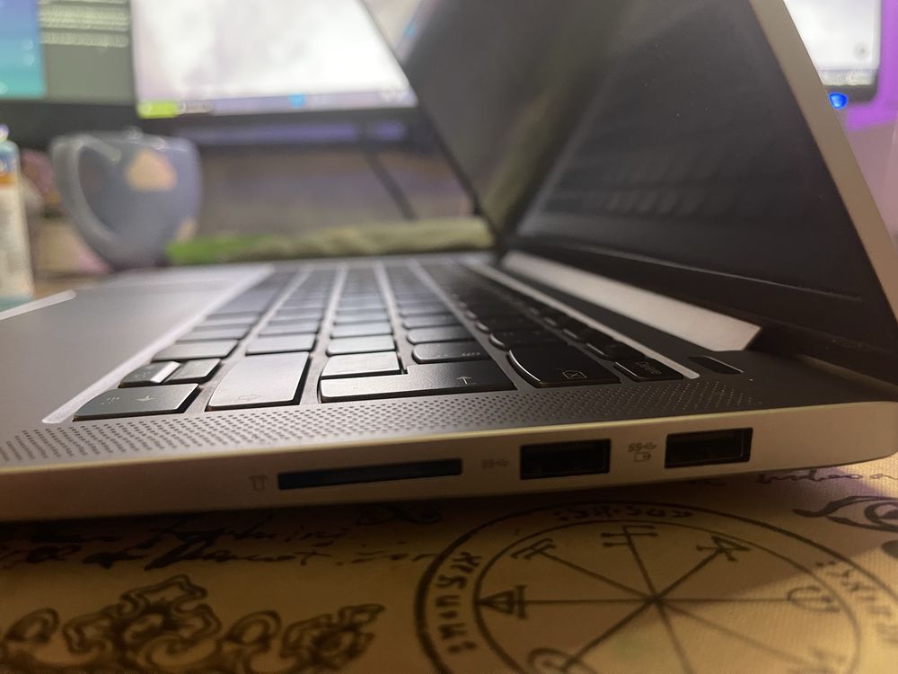 Лаптоп Lenovo - IdeaPad 5 UltraSlim, 14'', FHD, Ryzen 7
