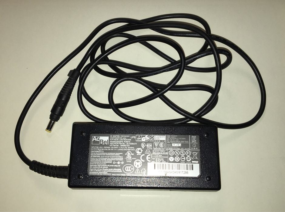 Adaptor incarcator pentru laptop HP 19V 3,42A 65W model 586992-001