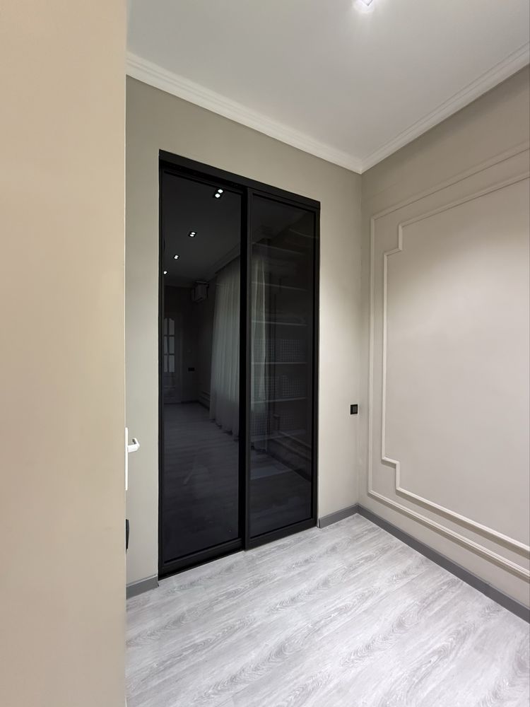 Loft uslubidagi metall eshiklar – premium sifat, kafolatlangan muddat