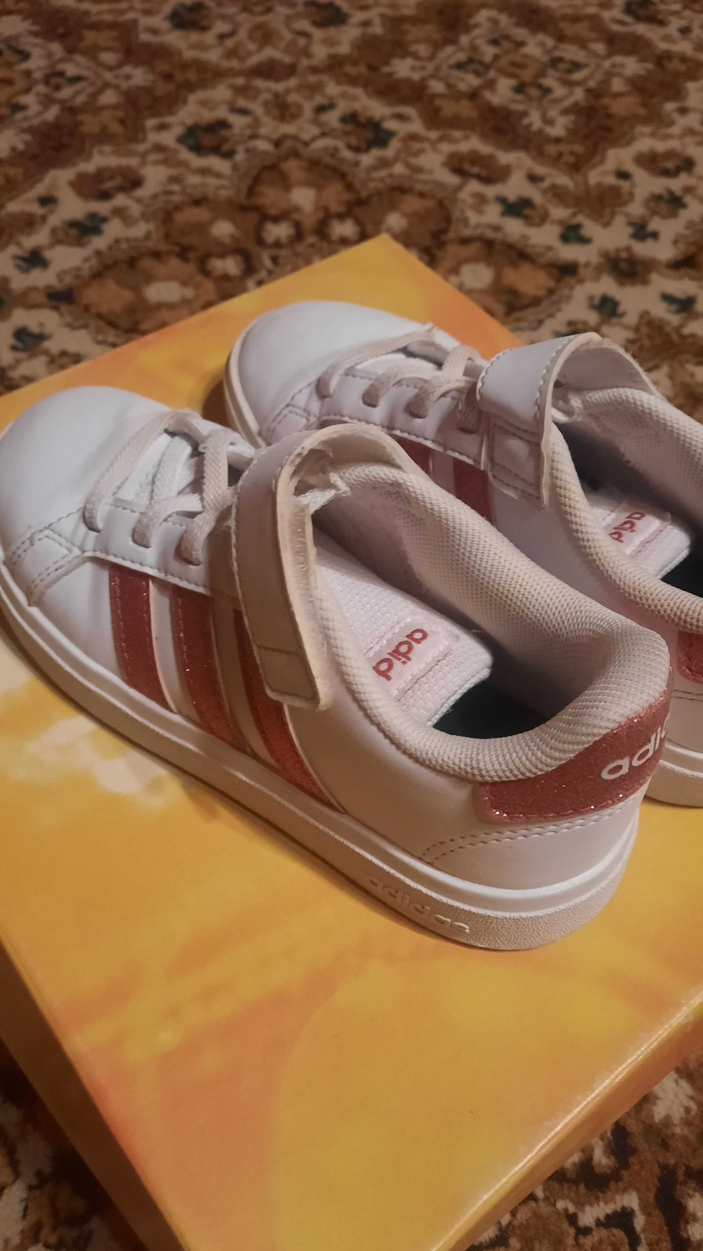 Детски маратонки addidas