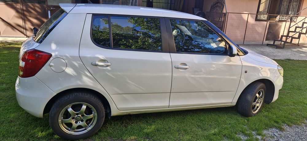 SKODA FABIA 1.2 benzina- proprietar