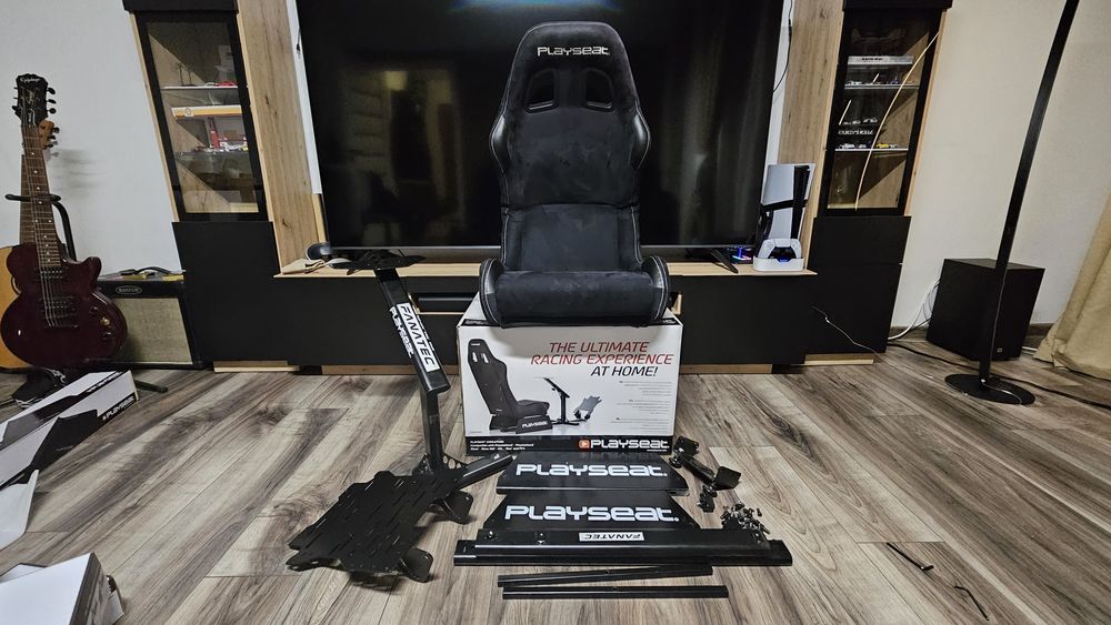 Scaun volan gaming Playseat Evolution Alcantara full box complet