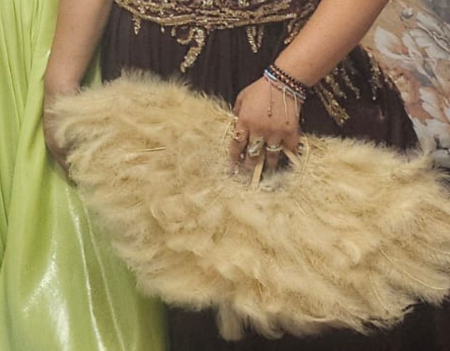 Ветрило различни цветове