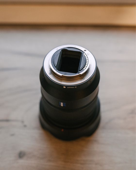 Obiectiv Sony Zeiss 16-35mm f4