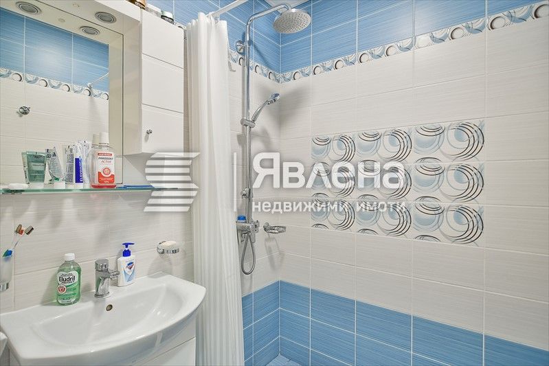 Тристаен апартамент, 80 кв.м.