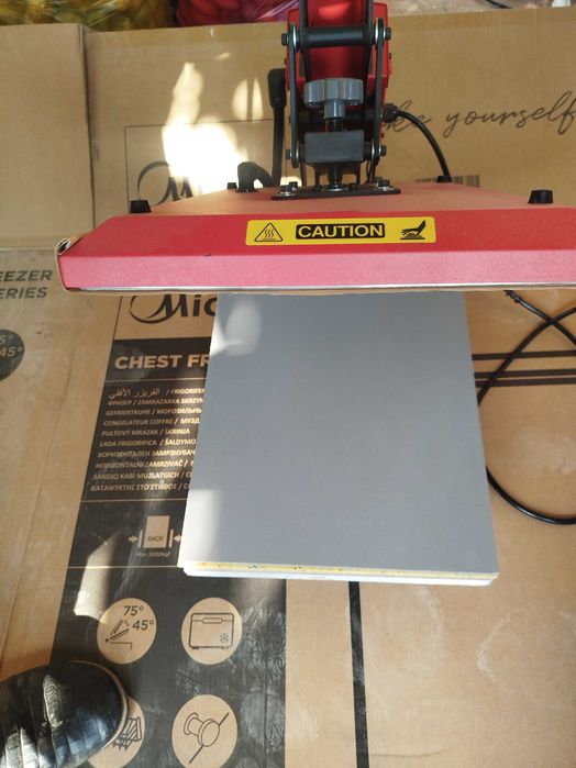 Термопрес,  ламинатор, кружка аппарат.