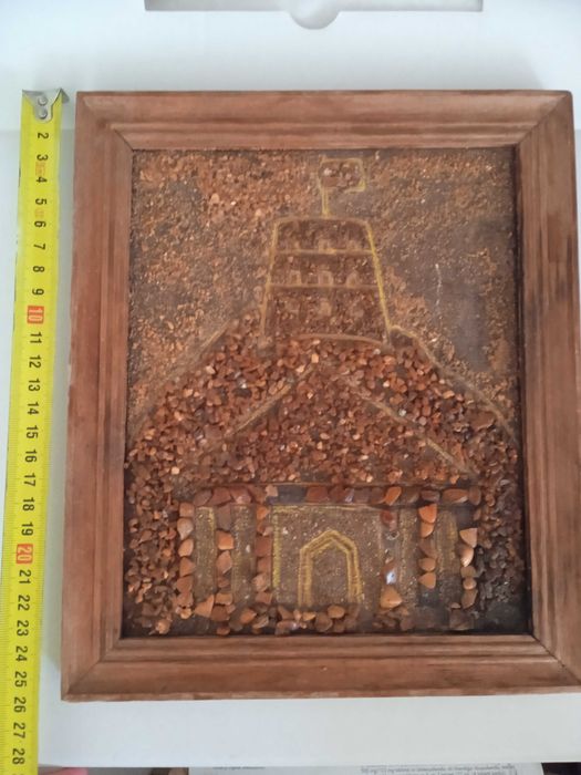 Замок на Гидеминас. Картина с балтийски кехлибар 25,5*21,5см