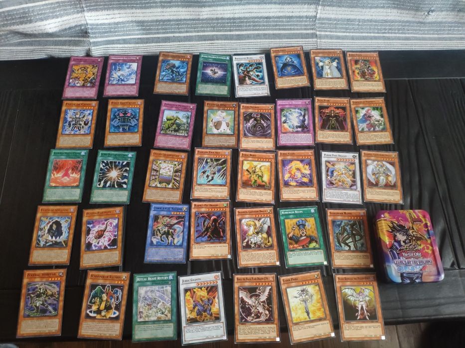 Пъзел , бебешка книжка и други  играчки