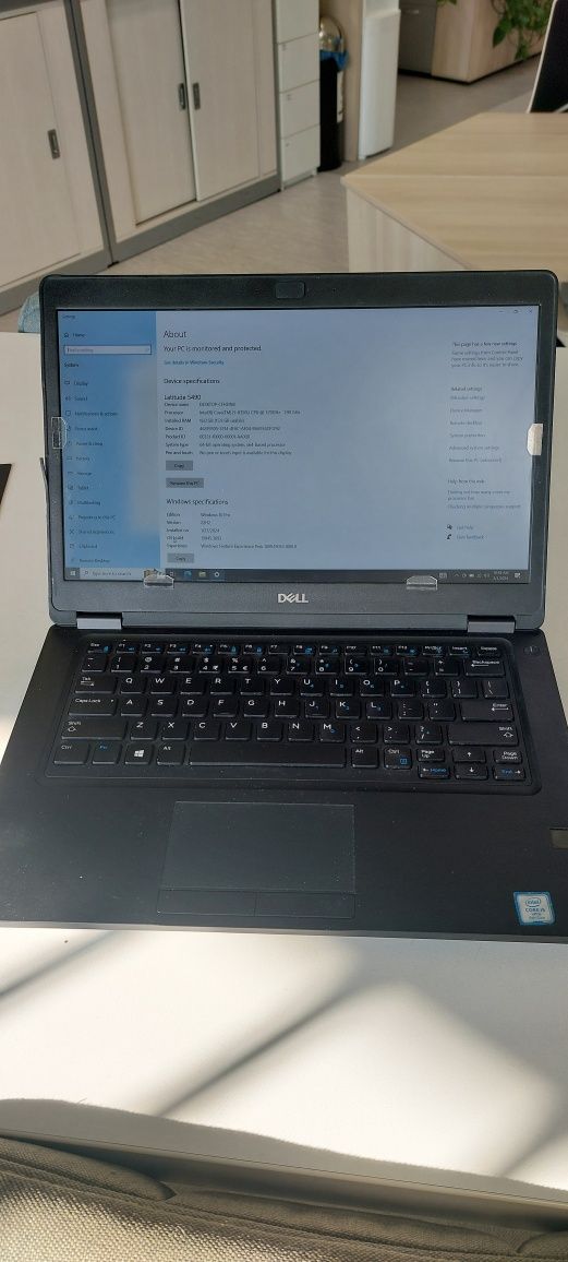 Laptop DELL Latitude 5490 I5