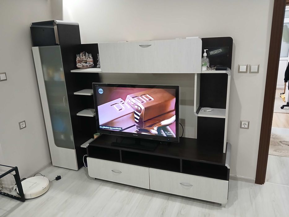 Тв шкаф секция за хол