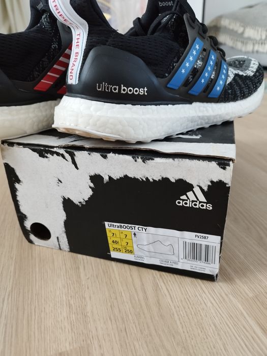 Adidas Ultra Boost City NY marime 40,5 model f rar