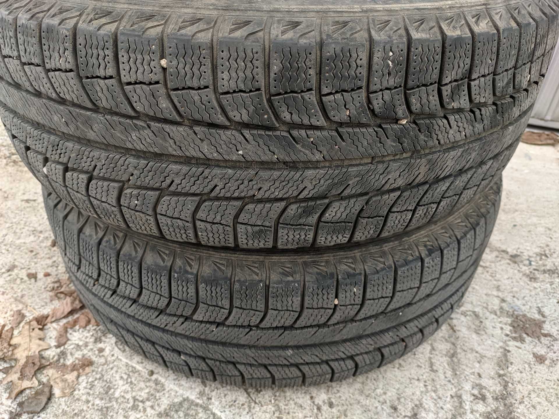 2бр. зимни гуми Michelin Latitude X-ICE 225 65 r17
