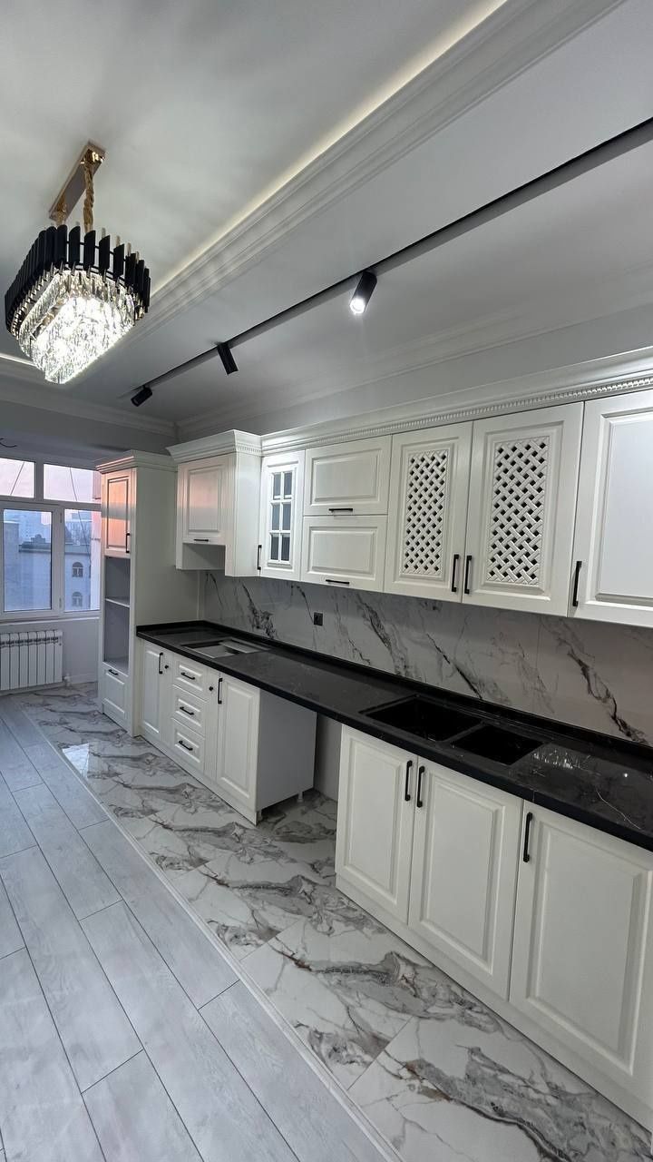 Продается 5ти ком квартира на Госпитальном, ор-р: La Piola, 155 м²