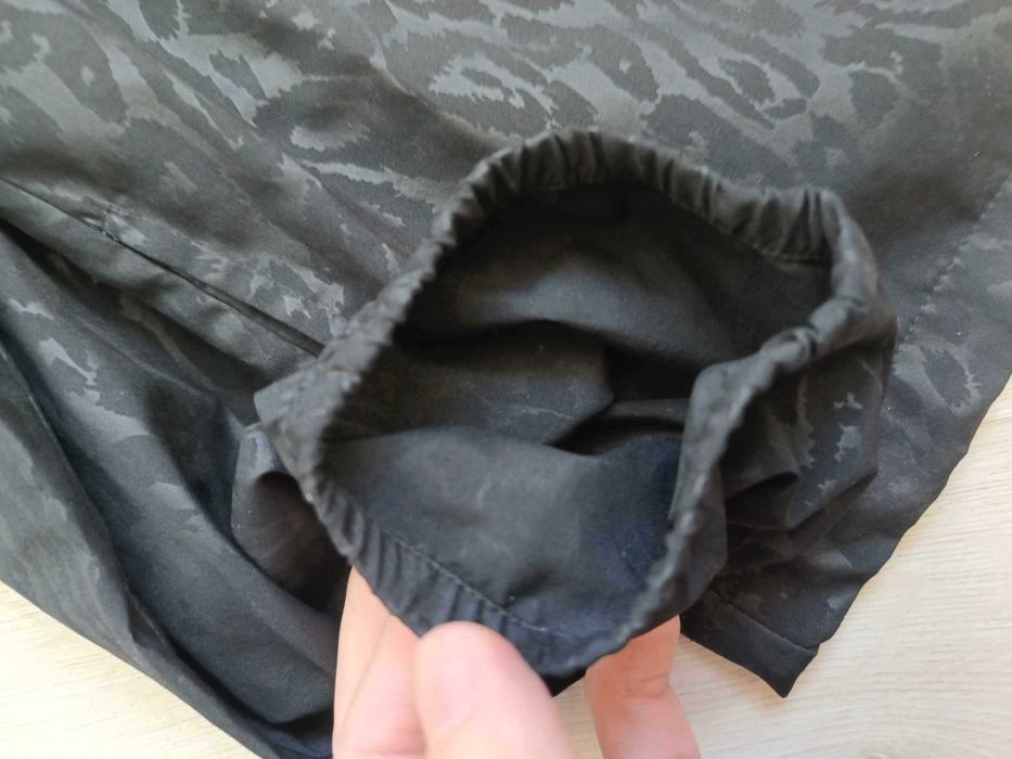 Oysho Women’s Utility Windbreaker Cargo hooded jacket Size L