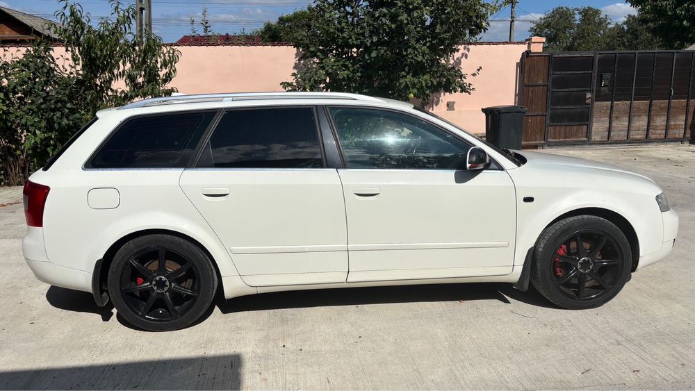 Audi A4 1.8 benzina numere de Suedia