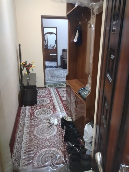 Срочно квартира сотамиз ичидаги мебеллар билан янги дом