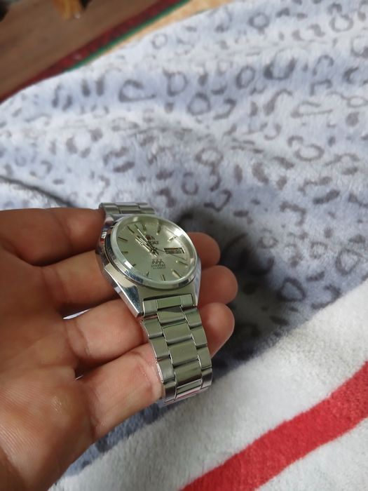 Soat sotiladi orient