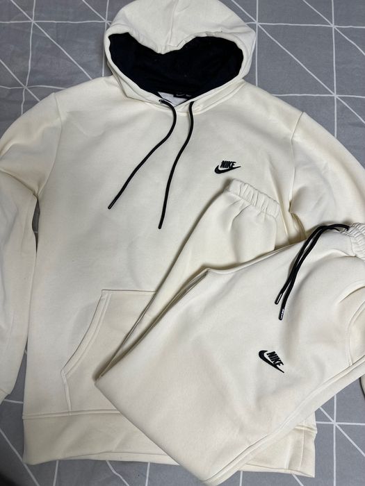 Мъжки екип налични размери