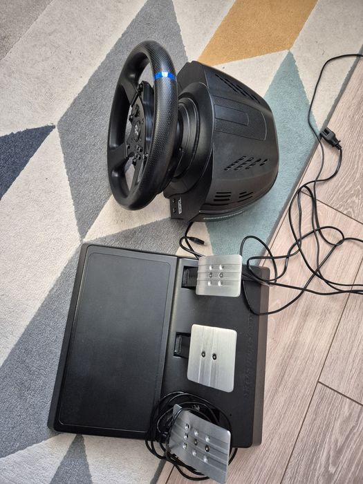 Thrustmaster t300 GT edition в гаранция
