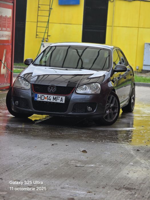 Se vinde Vw jetta