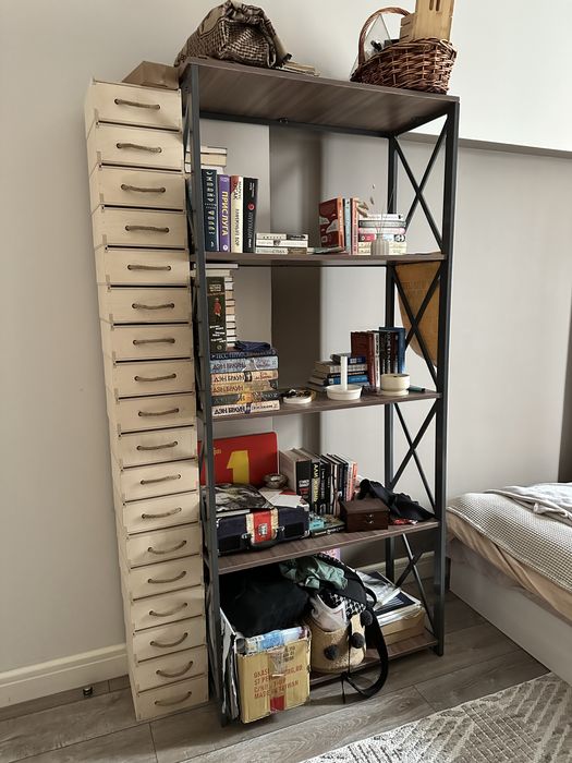 Продам стеллаж офисный