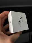 Aplle. AIRPODS 4