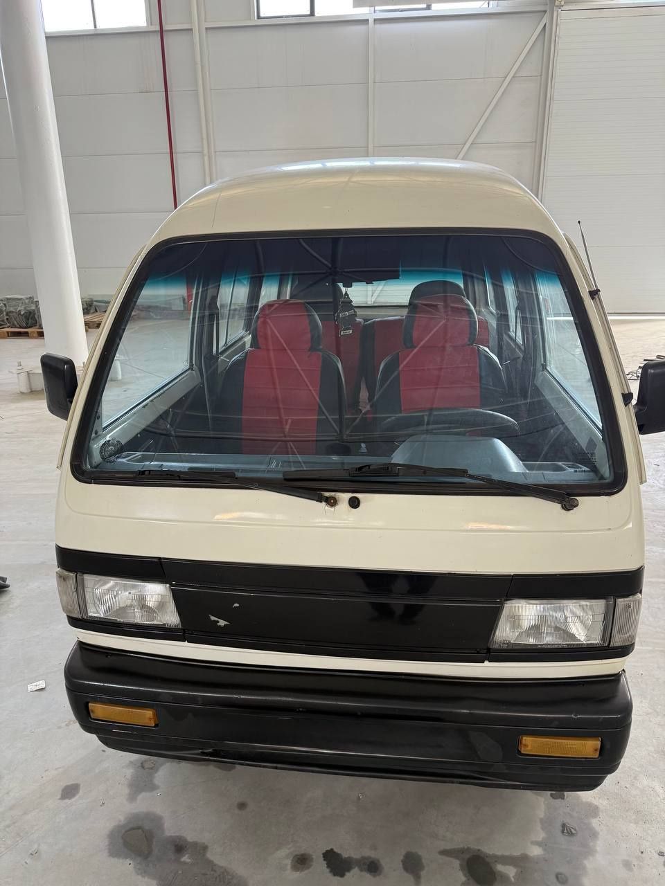 Damas sotiladi 2006 yil 3700$