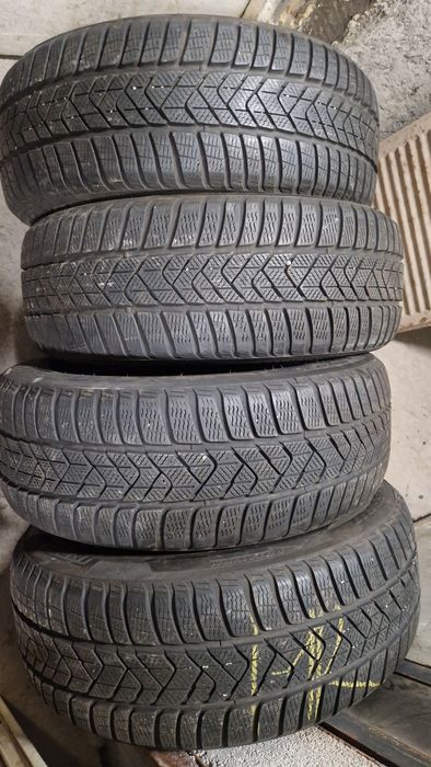 Pirelli 225 55 17