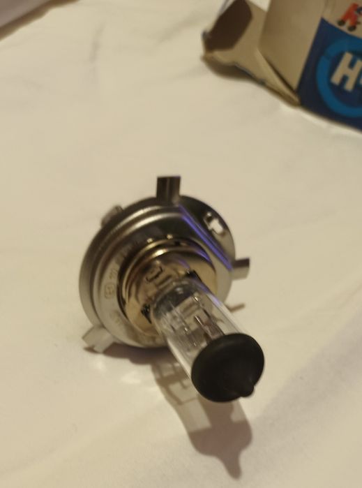 Bec halogen auto