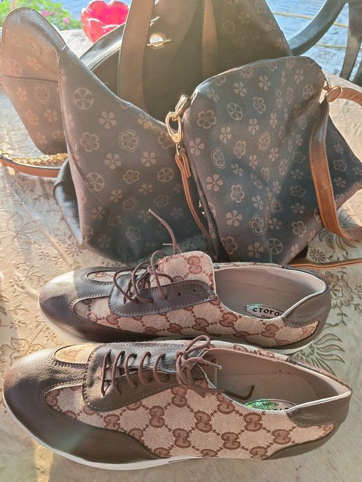 Дамска чанта с обувки комплект