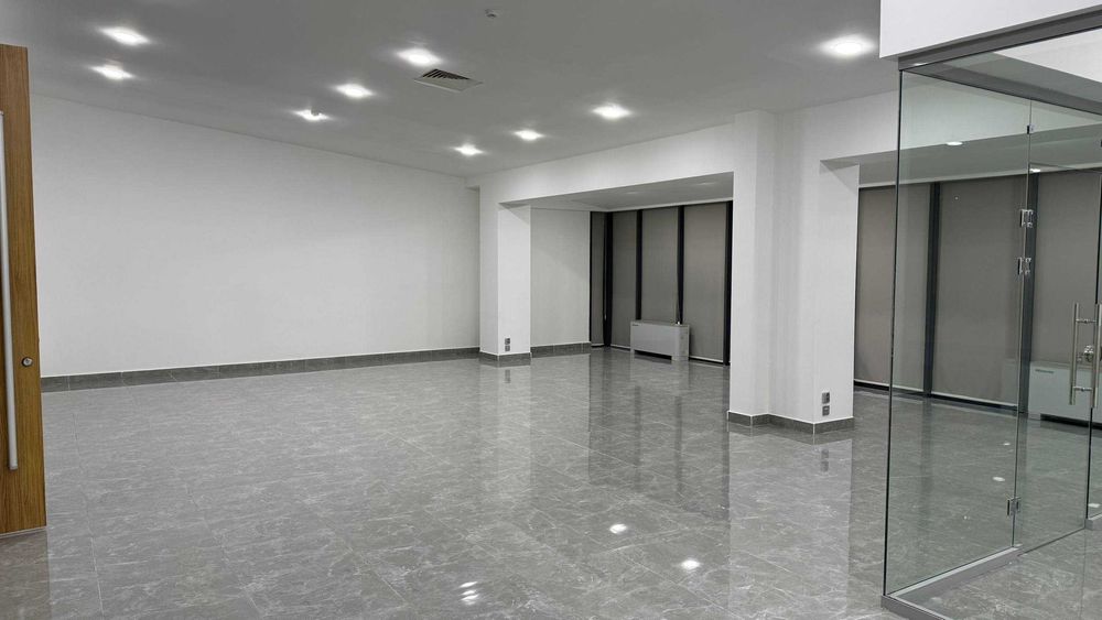 [КМ] Сдам офис Айбек 122 м2