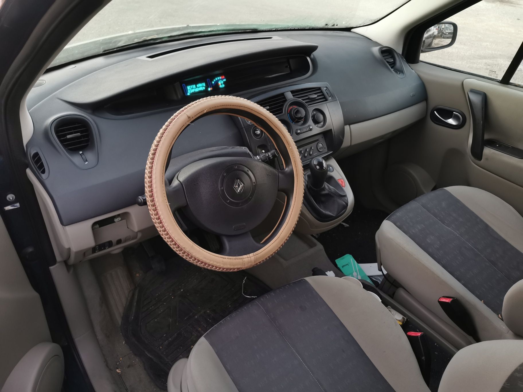 Renault Megane Scenic 1,5 dci на части