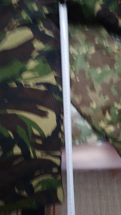 Scurtă , ținută combat