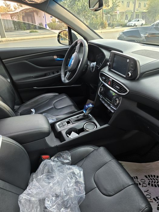 Hyundai santa fe full сотилади